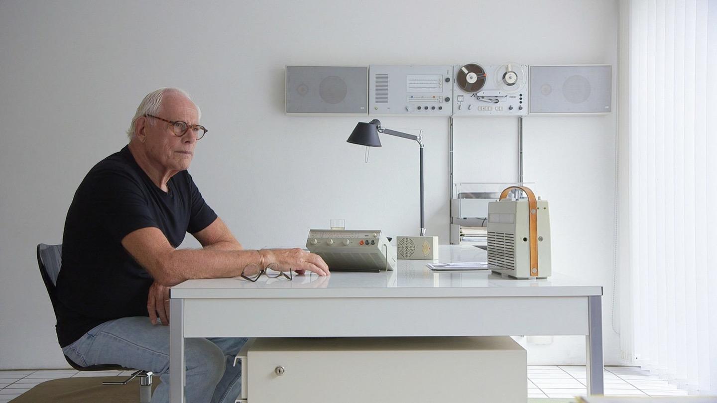 Dieter at his desk Dieter at his desk